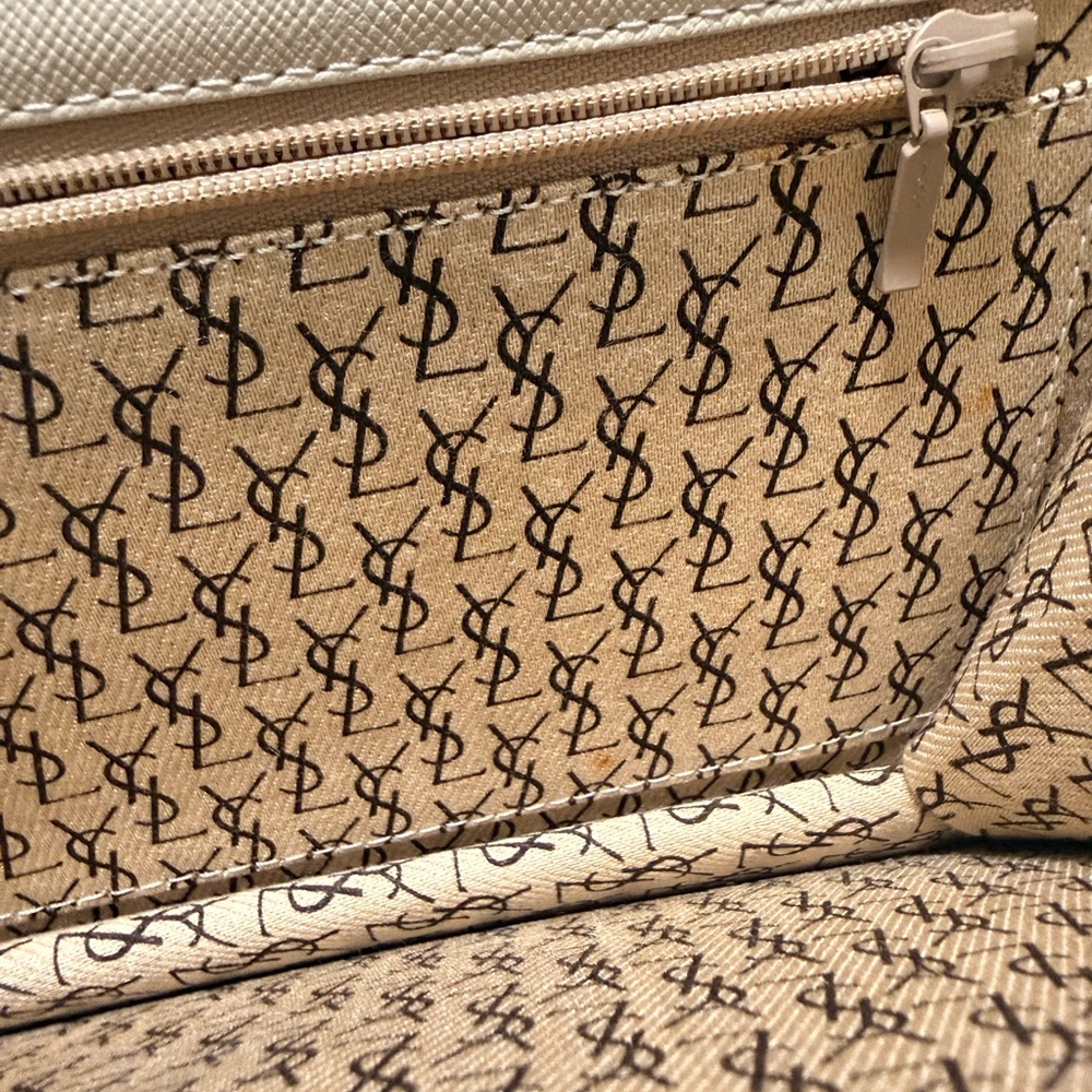 YSL Off White/Beige Envelope Clutch - Picture 12 of 16